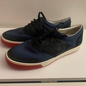 Stylish Men's Sneakers in Blue and Red